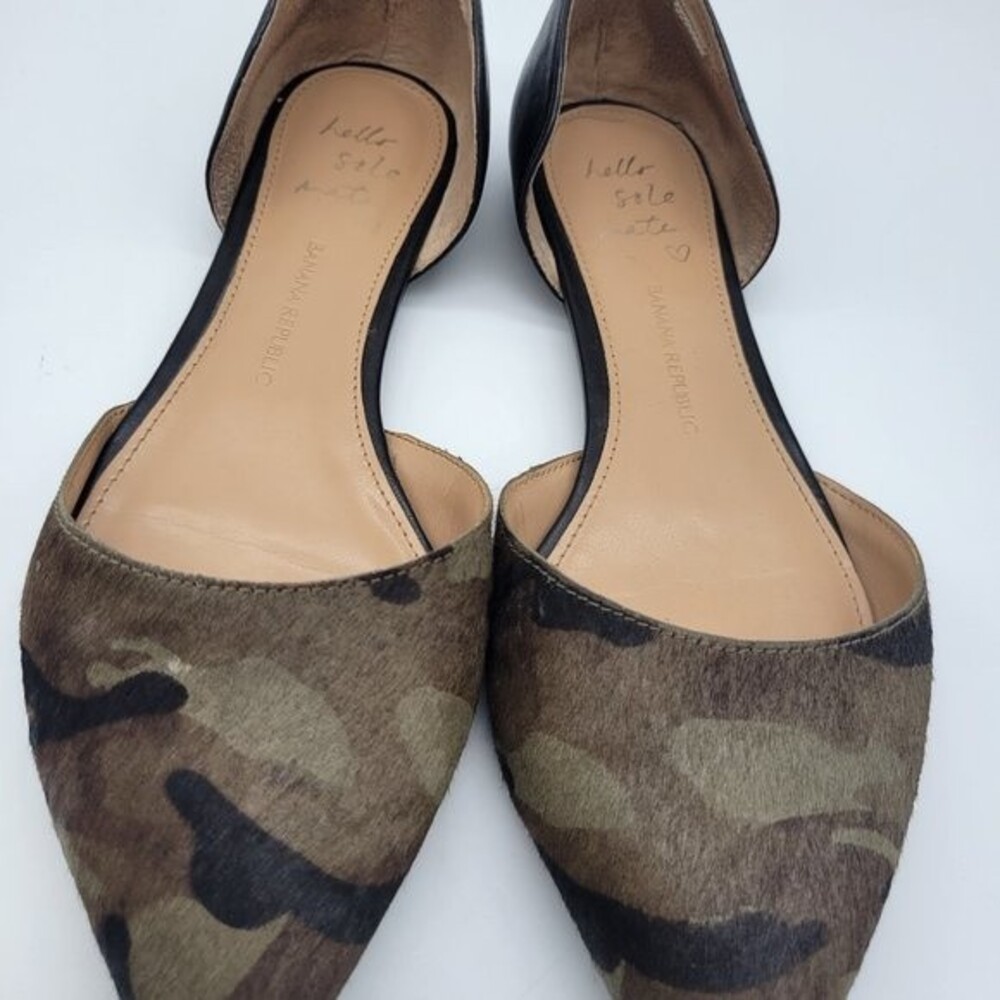 Banana Republic Hello Sole Mate Aiden Drsy fl Made with cow hide Size 9